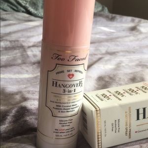 Too Faced Hangover 3 in 1 Replenishing Spray